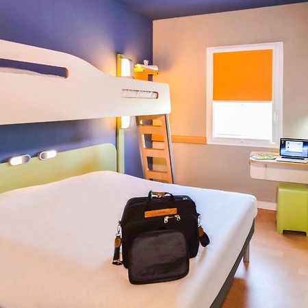 Ibis Budget Porte De Camargue Saint-Martin-de-Crau Exterior foto